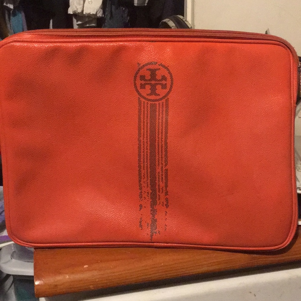 Tory Butch laptop case